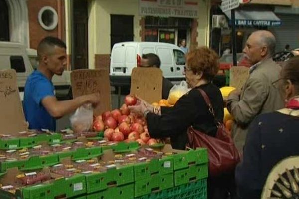 Inquiétude sur le marché de la place Cassanyes à Perpignan.