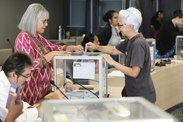 Un bureau de vote lors des élections européennes du dimanche 9 juin 2024