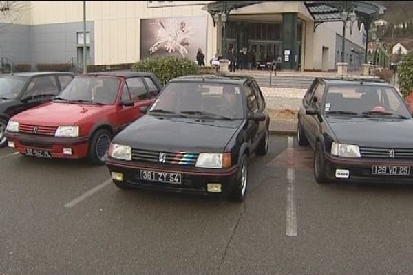 A Sochaux, les 205 GTI se sont données rendez-vous 