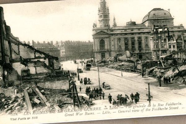 Les ruines de la rue Faidherbe à Lille durant la guerre 14-18