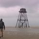 Le phare de Walde, près de Calais, est en danger. Frédéric Lesur organise des promenades guidées autour de cet édifice métallique unique en Europe.