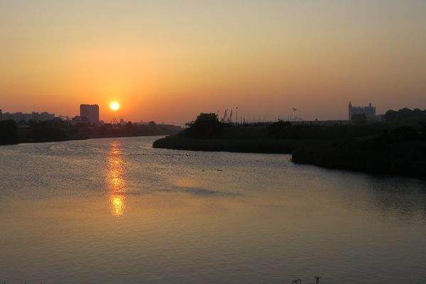 Lever de soleil sur Calais ce vendredi 17 juillet 6h30