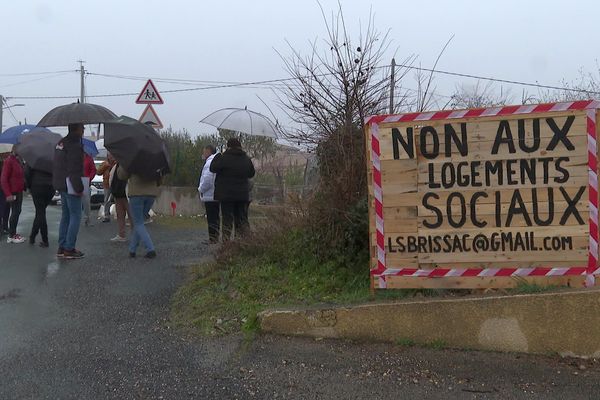 Rousson (Gard) - les riverains de futurs logements sociaux inquiets - 18 janvier 2024.