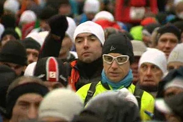 Ils étaient plus de 1000 sur la ligne départ dimanche au Mont-Dore pour le trail hivernal du Sancy