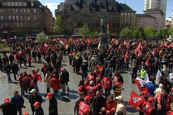 La manifestation place Kléber jeudi après-midi