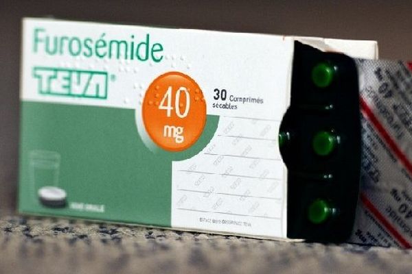 Seulement "une seule boîte" porterait la preuve d'un échange de médicament", selon le ministère de la santé