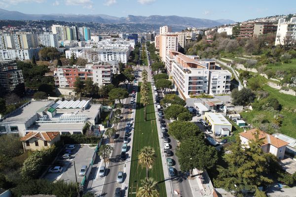 L'incendie a eu lieu boulevard Paul Montel à Nice.