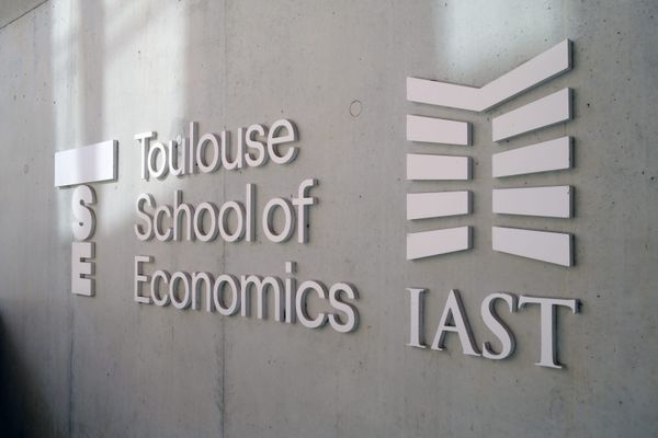 Toulouse School Of Economics a travaillé comme sous-traitant du cabinet de conseil américain McKinsey en 2017.