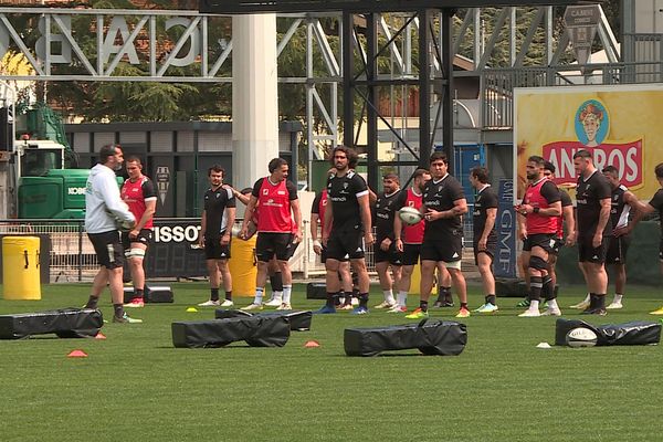 CAB entrainement avant le stade Français