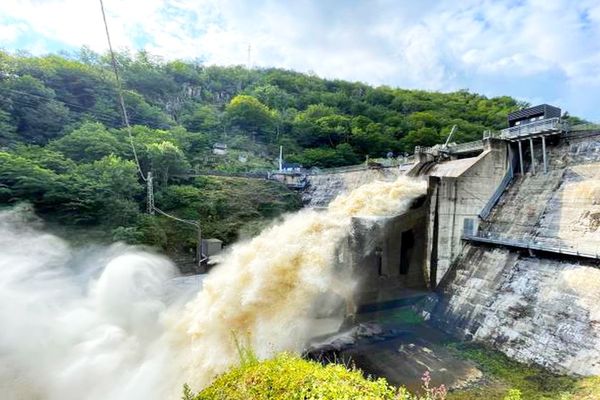 Les barrages sur la Dordogne ont généré 20% d'électricité en plus l'an dernier, grâce à la pluviométrie