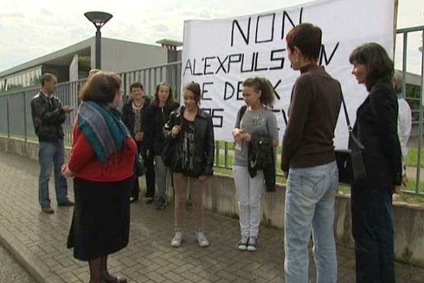 Lingolsheim :  le collège Maxime-Alexandre affiche son soutien