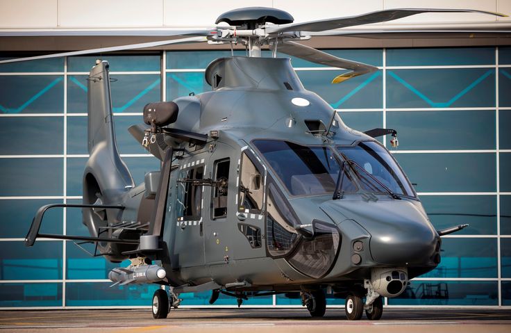 Marignane La Ministre De La Defense Presente Le Guepard Le Nouvel Helicoptere Airbus Des Armees