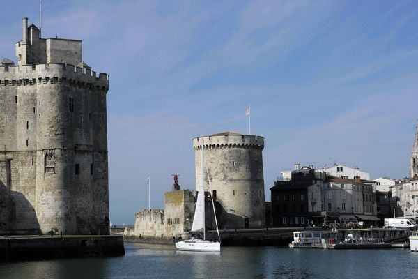 L'entrée du Vieux Port de La Rochelle