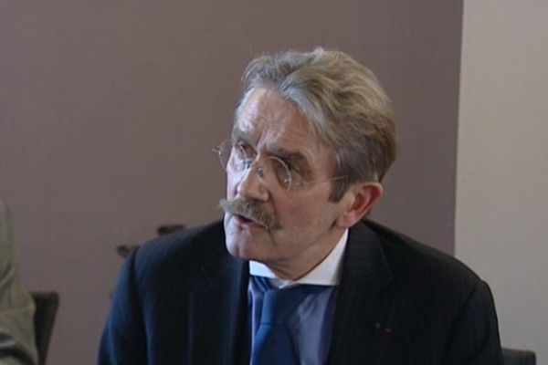 Frédéric Thiriez lors de la conférence de presse du lundi 13 mai, à Bastia. 