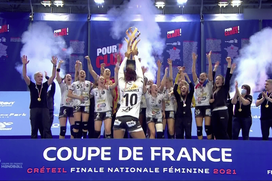 Brest handball players win the Coupe de France against Nantes