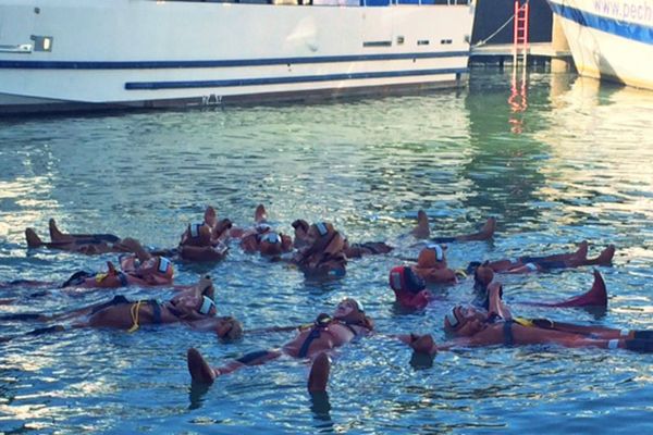 A Dieppe, une épreuve dans le bassin