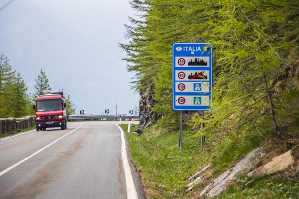 La frontière entre la France et l'Italie au col du Mont Cenis