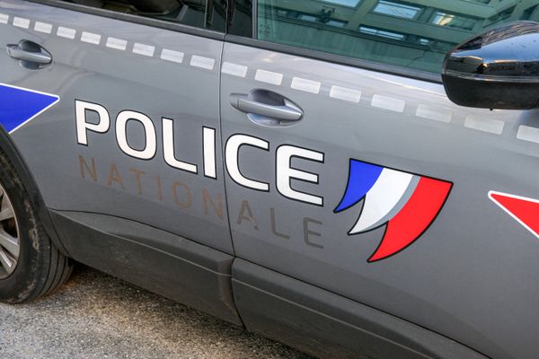 Une femme de 70 ans mise en examen pour meurtre et placée en détention provisoire.