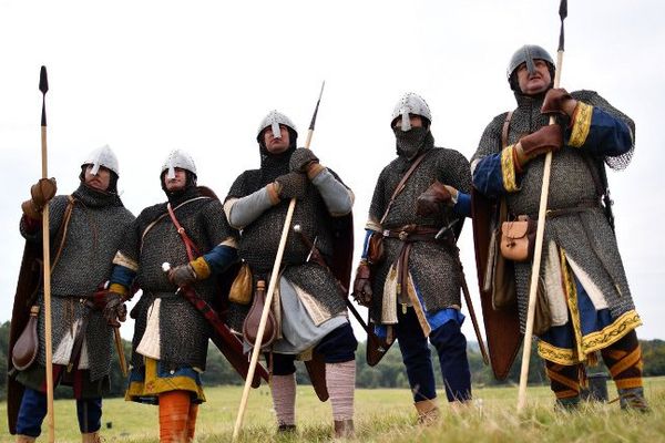 Toout le week-end, des passionnés d'histoire reconstituent la célèbre bataille d'Hastings de 1066.