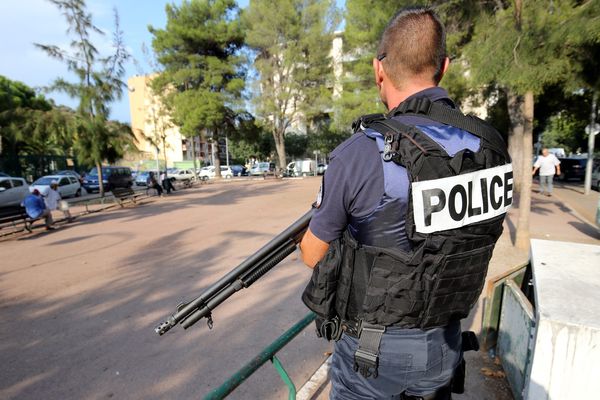 La drogue a été saisie "en plusieurs morceaux dans différentes caches", notamment au quartier de l'Ariane à Nice - Photo d'archives du quartier