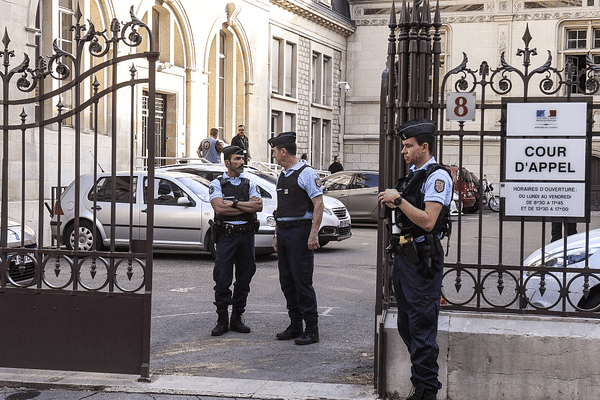 La cour d'appel de Dijon sous haute garde.