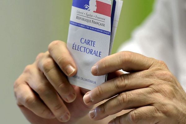 Pour voter, la carte électorale n'est pas indispensable mais il faut une carte d'identité