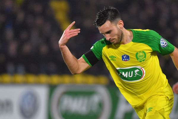 Malgré un doublé de Thomasson, le FC Nantes a été éliminé de la coupe de France par l'AJ Auxerre