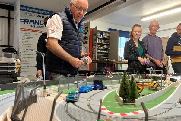 Xavier Lieffroy organise cette année les 24 heures de Saverne dans son garage.