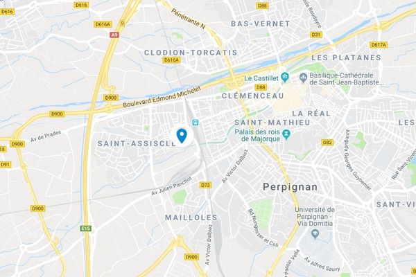 Résidence Les Albères, à Perpignan, un garçon de 10 ans a été atteint par un tir de billes en acier, derrière la tête, heureusement sans gravité. 