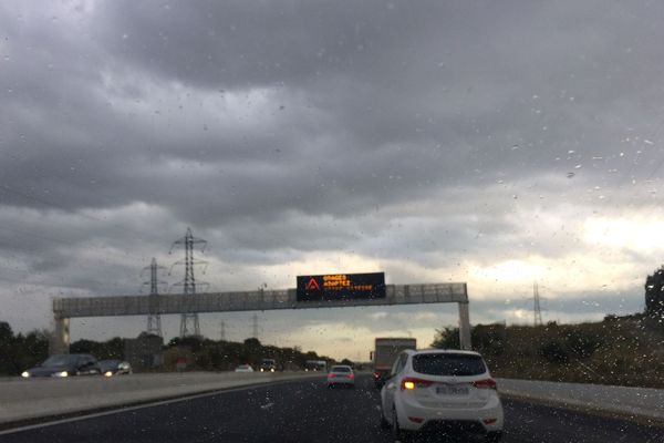 Ciel d'orage au-dessus de l'autoroute A9 - 29/10/2018