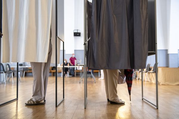 Pour le premier tour des élections législatives ce dimanche 34 candidats se présentent aux électeurs de Vaucluse pour cinq sièges députés à pourvoir.