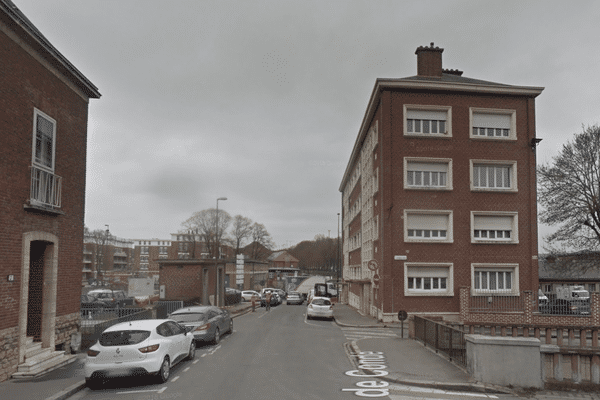 C'est dans le rieu traversant la rue de Condé à Amiens qu'un corps a été repêché.