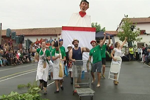 La cavalcade de Macaye  été 2016