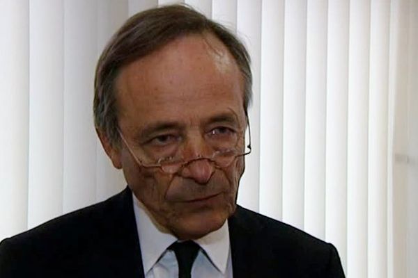 Le Professeur Bernard Devauchelle était l'un des piliers de l'opération dont avait bénéficié Isabelle Dinoire en 2005.