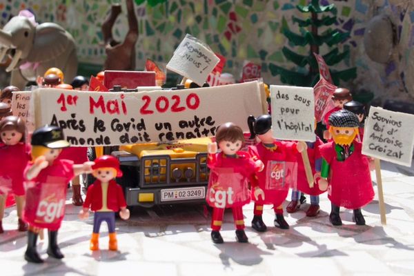 Une manif Playmobil du 1er mai imaginée par une militante CGT