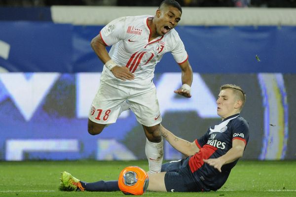 Franck Béria taclé par Lucas Digne