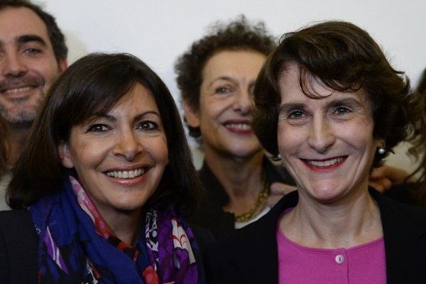 Marie-Christine Lemardeley et Anne Hidalgo lors de l'inauguration du local de campagne de la candidate du Ve arrondissement.