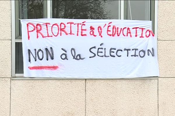 Une action est mise en route contre la loi sur le nouveau mode d'admission à la fac.