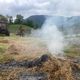 Luttant contre le gel, les vignerons savoyards font des feux de paille pour tenter de gagner quelques degrés. / Apremont, le 22 avril 2024.