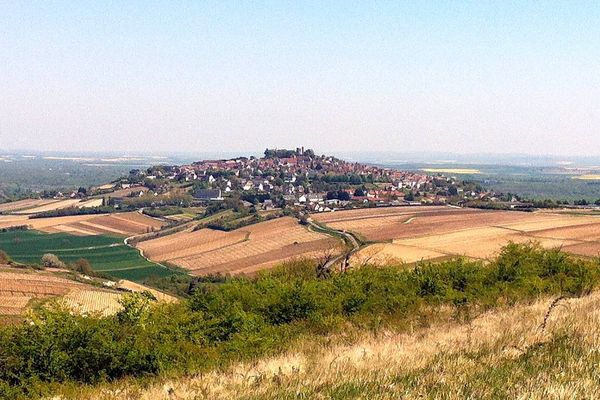 En 2015, Sancerre (Cher) fut candidate pour être classée au patrimoine mondial de l'Unesco. 