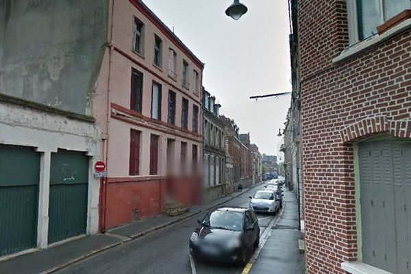 Les faits se sont produits rue du saumon à Arras