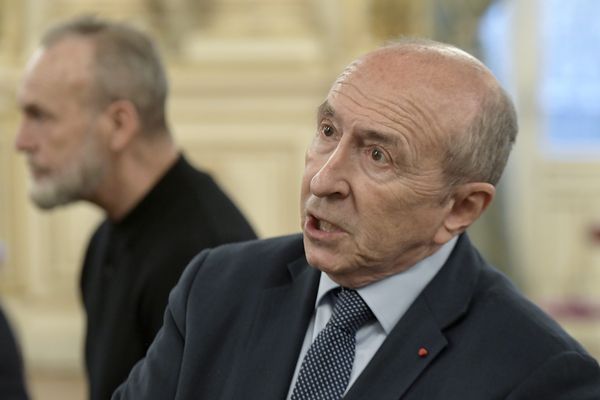 Gérard Collomb, ancien maire de Lyon, en mars 2022 lors la cérémonie de remise de la Légion d'Honneur.