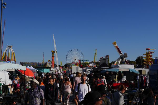 Le champs de Mars durant la braderie de Lille