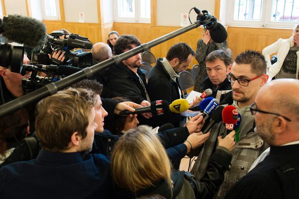 Nicolas Chafoulais, le père de Fiona, répond aux journalistes. Le 11 janvier 2017