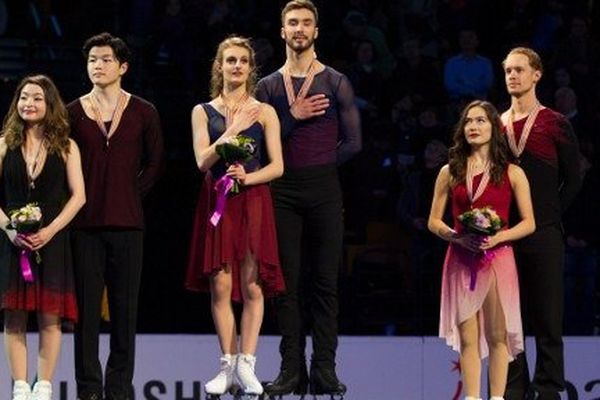 Les deux jeunes français sur la plus haute marche du podium.