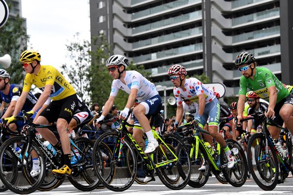 Replay Video Tour De France 2017 Revoir La 1ere Etape Autour De Dusseldorf