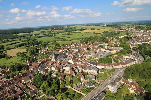 Dans l'Orne, au coeur du Perche, Bellême passera ce MARDI sous un ciel largement ensoleillé.