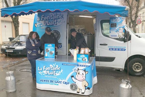 Au début le couple faisait des marchés en Meuse et depuis un an ils se sont tournés vers la Moselle