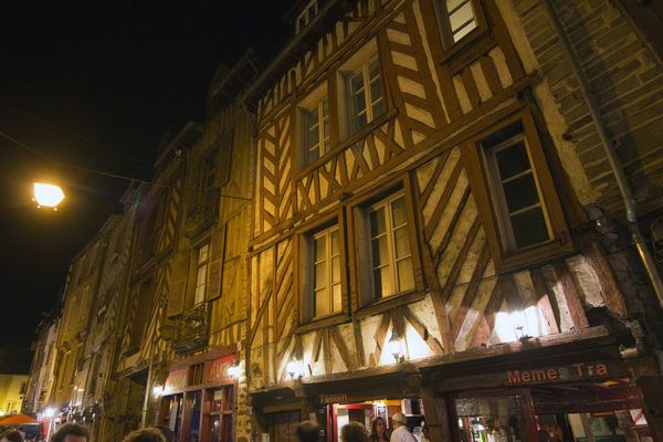 La rue Saint-Michel à Rennes. (08/2012)