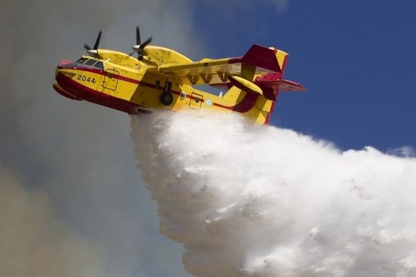 ILLUSTRATION- Le Sdis de Haute-Corse a mobilisé d'importants moyens pour éviter que les incendies ne se propagent.